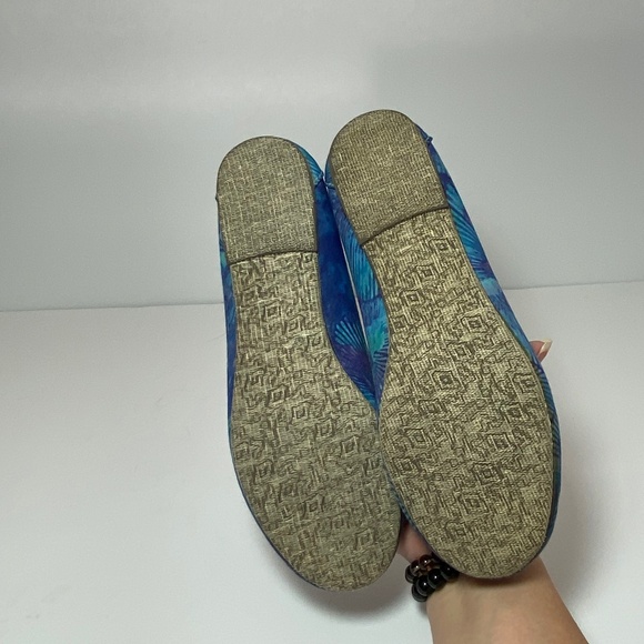 NWOT Women's Cushe Flats Size: 7 - Picture 13 of 13